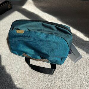 Tomtoc Arccos G42 Nintendo Switch Travel Bag